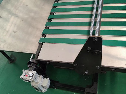 Valve bag discharging unit